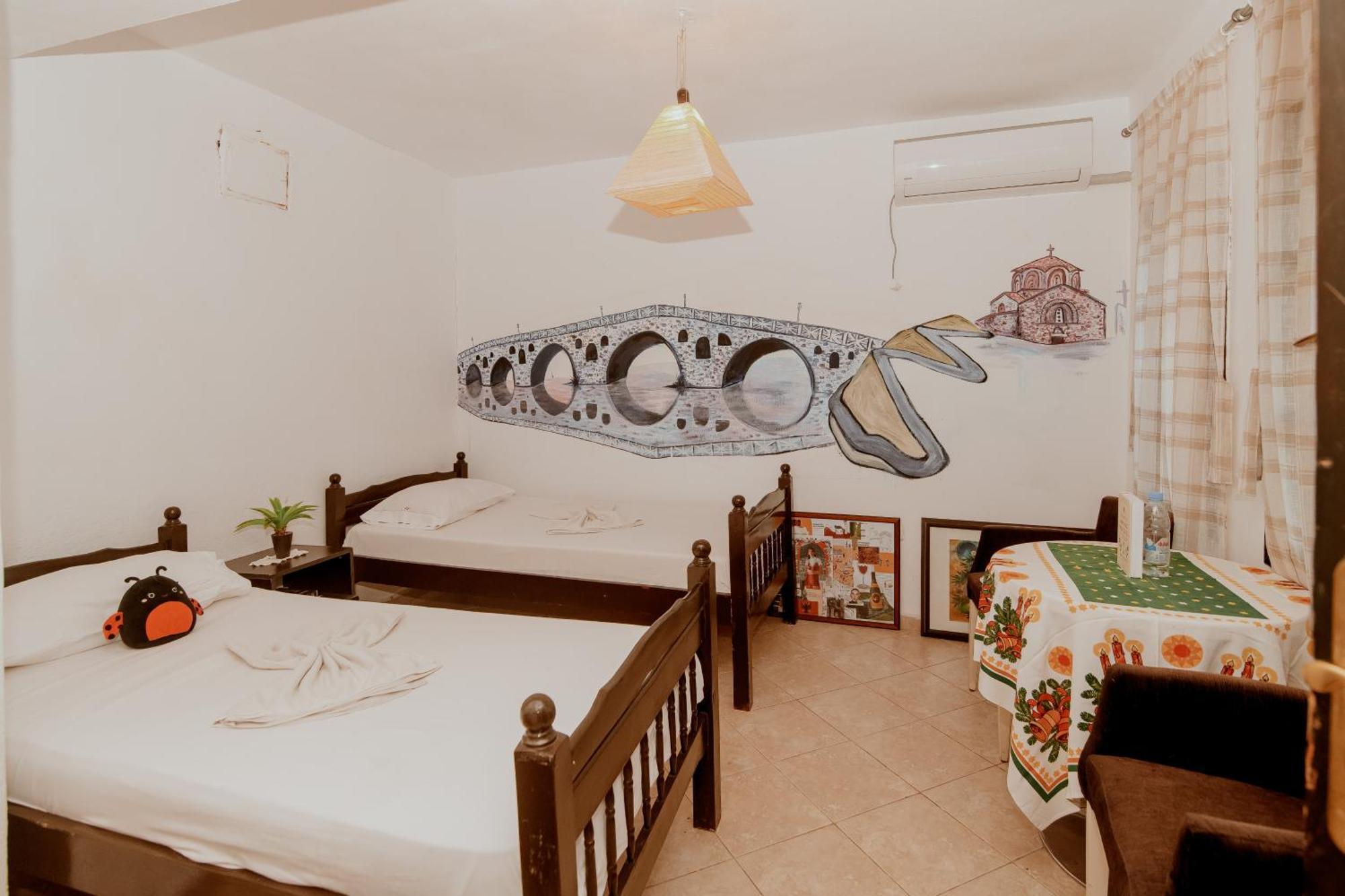 Berat Backpackers Hostel Exterior photo